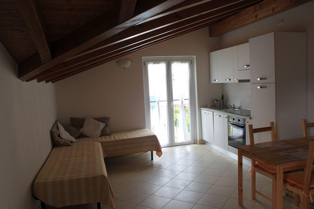 دومازو Lakeside Holiday Resort المظهر الخارجي الصورة