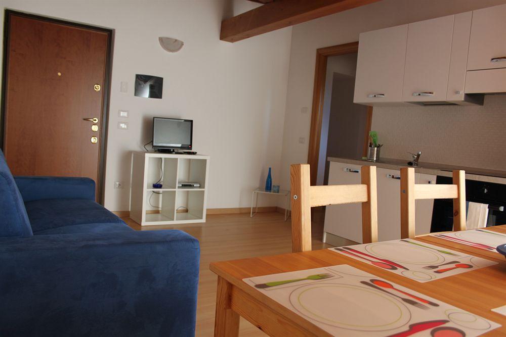 دومازو Lakeside Holiday Resort المظهر الخارجي الصورة